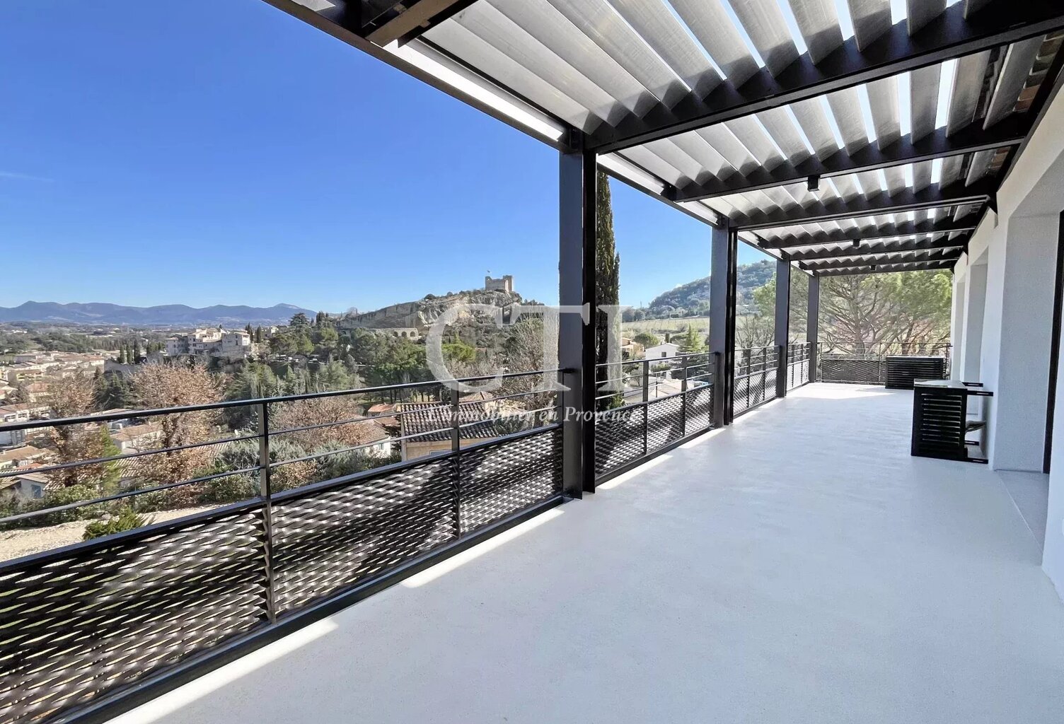 Appartement T3 88.10 m² Résidence 'Les Terrasses du Château' — photo 1