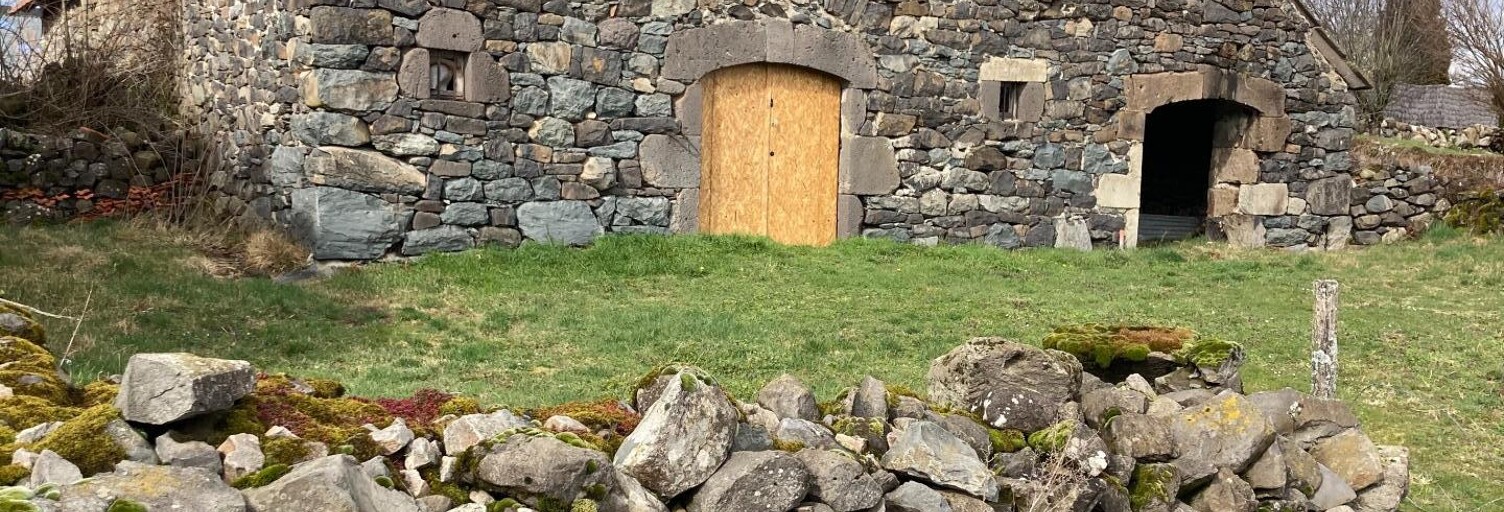 Maison 2 Pièces 320 m² à vendre à Le Monteil (15240)