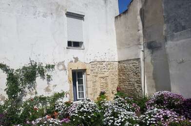 Maison  561800 €