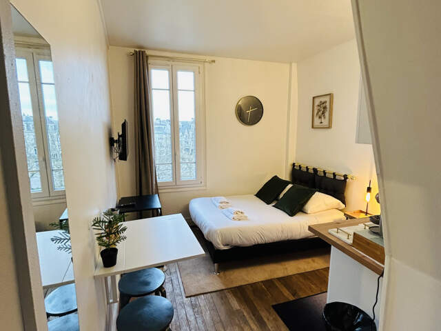 Studio meublé hypercentre toutes charges comprises — photo du bien
