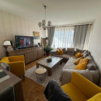 Appartement 3 pièces 135000 €