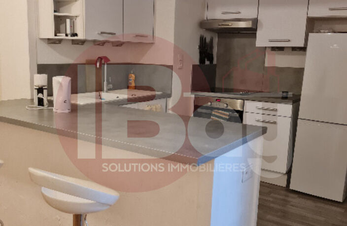 Charmant T2 à vendre en centre ville de Clermont — photo 3