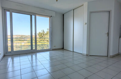 location appartement 325 € CC /mois à proximité de Luc-la-Primaube (12450)