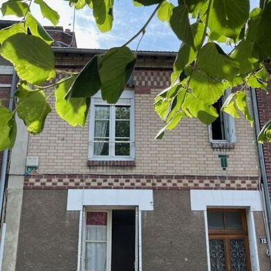 Maison 3 pièces 97900 €