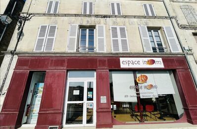 vente immeuble 233 200 € à proximité de Segonzac (16130)