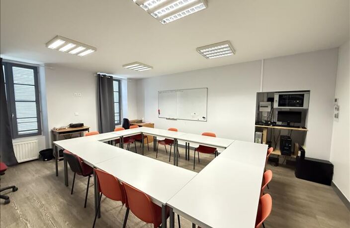 Vente immeuble   Barbezieux-Saint-Hilaire (16300) — photo 3