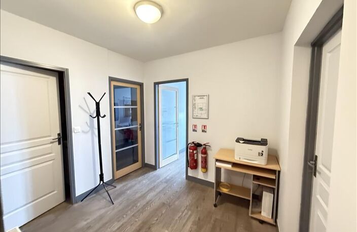 Vente immeuble   Barbezieux-Saint-Hilaire (16300) — photo 5