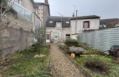 vente maison 97 455 € à proximité de Chârost (18290)