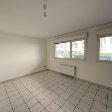 Appartement 3 pièces 1270 €