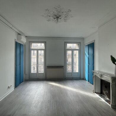 Commerce 5 pièces 1415 €