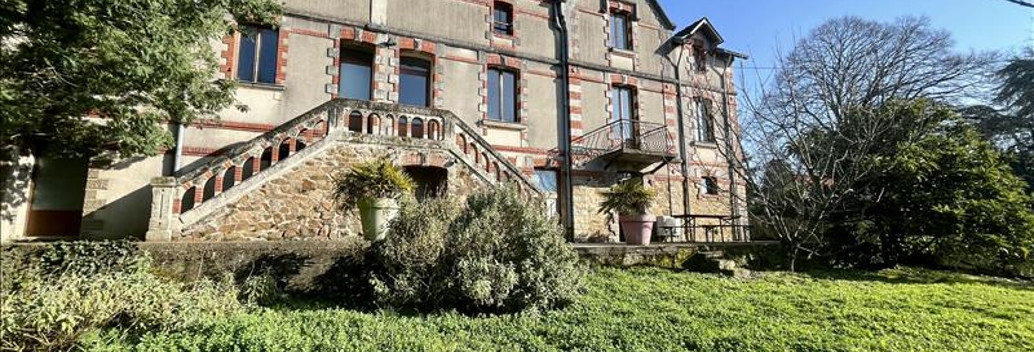 Maison 8 Pièces 241 m² à vendre à Saint-Jean-de-Boiseau (44640)