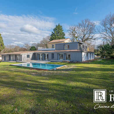 Maison 8 pièces 790000 €