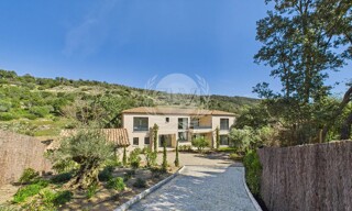 Maison 5 Pièces 250 m² à vendre à Le Plan-de-la-Tour (83120)