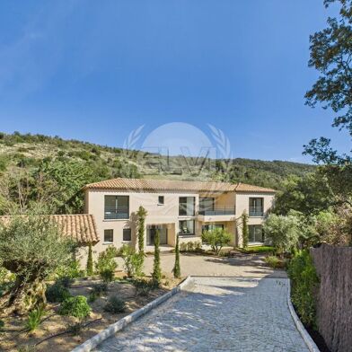 Maison 5 pièces 1590000 €