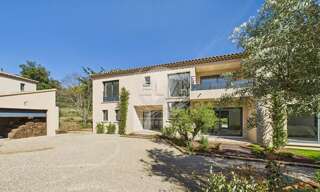 Maison 5 Pièces 250 m² à vendre à Le Plan-de-la-Tour (83120)