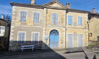 Immeuble  352 m² à vendre à Cazaubon (32150)