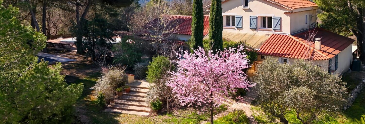 Maison 5 Pièces 172 m² à vendre à La Verdière (83560)