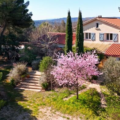 Maison 5 pièces 498000 €