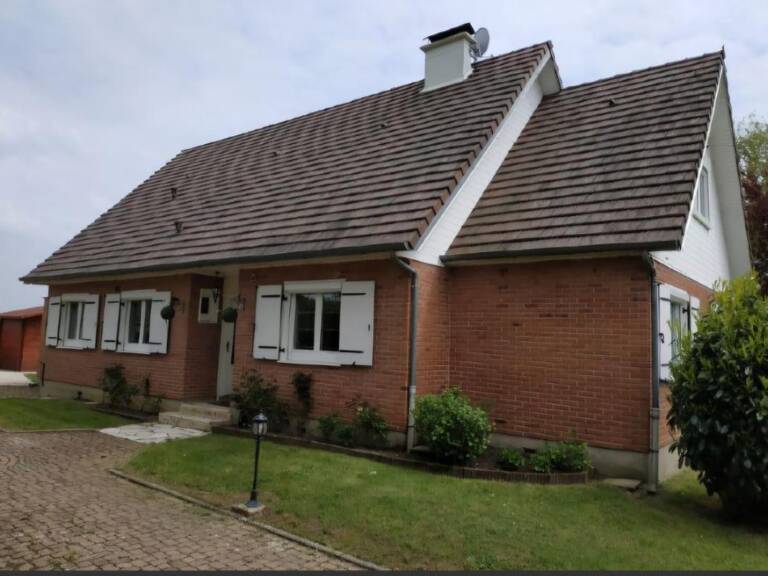 Maison À Vendre — photo 1