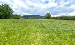 Terrain  5303 m² à vendre à Saint-Amour (39160)