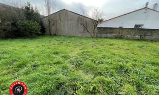 Terrain  348 m² à vendre à Les Sables-d'Olonne (85340)