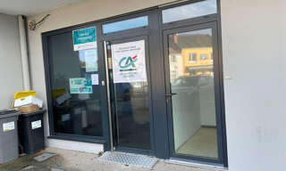 Commerce  30 m² à louer à Coëx (85220)