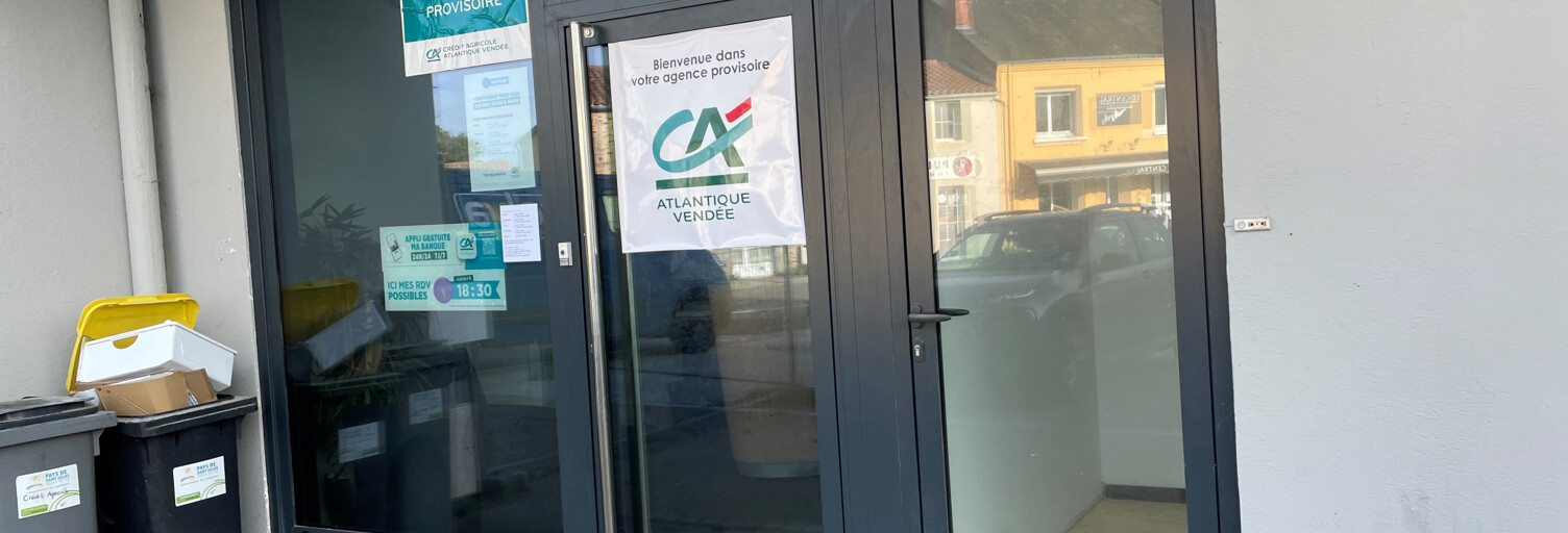 Commerce  30 m² à louer à Coëx (85220)