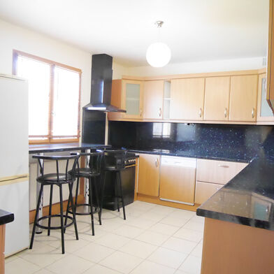 Maison 6 pièces 240000 €