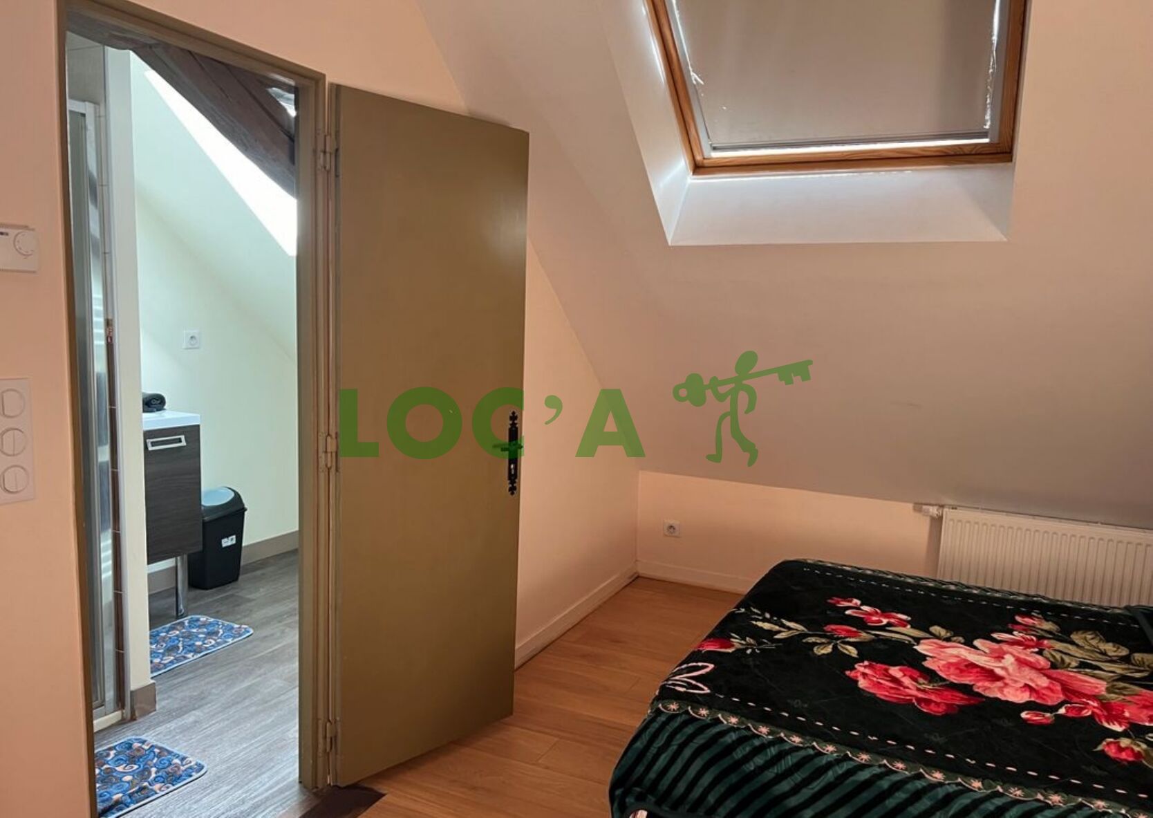Location Studio 30 m² à Fauverney 650 ¤ CC /mois