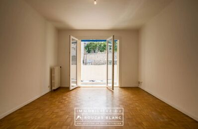 location appartement 1 090 € CC /mois à proximité de Gignac-la-Nerthe (13180)