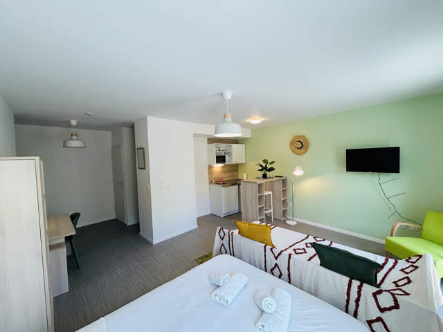 Studio neuf toutes charges comprises — photo du bien