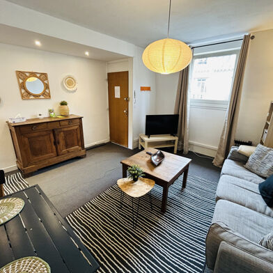 Appartement 2 pièces 1200 €