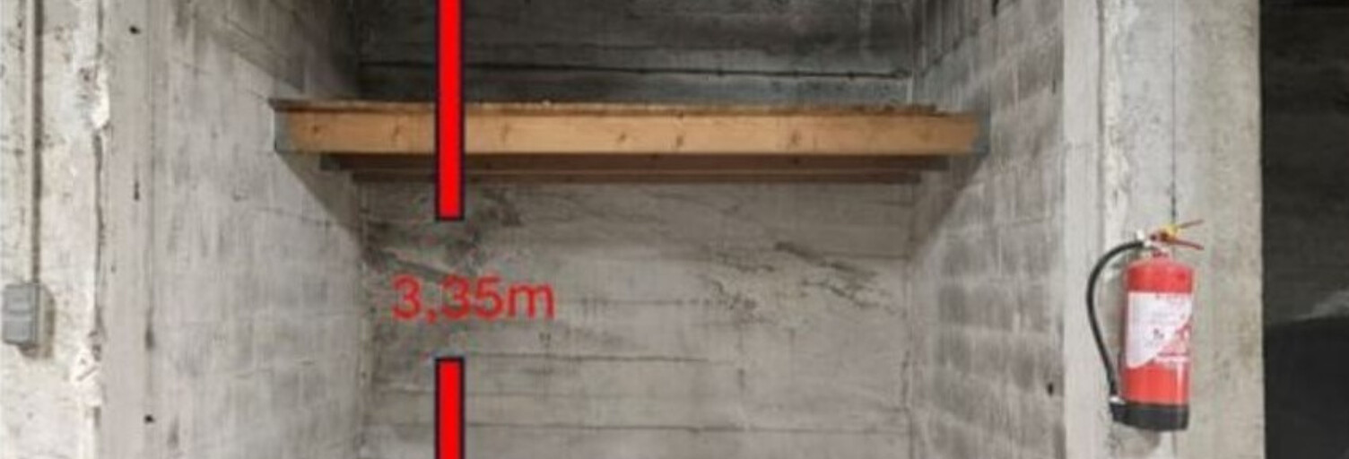 Garage  9 m² à vendre à Cagnes-sur-Mer (06800)