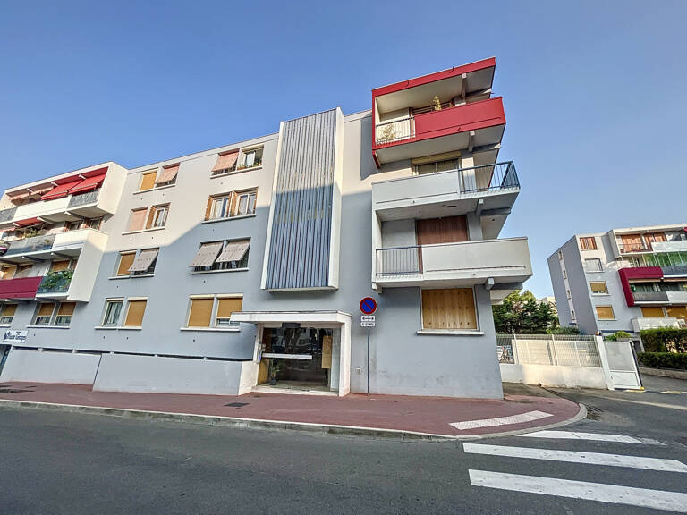 Appartement T4 de 80m2 avec balcon et place de parking — photo 1