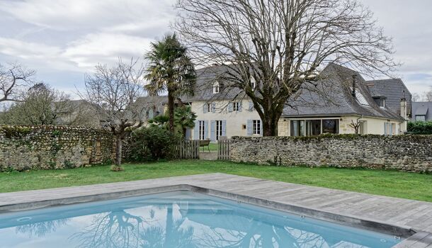 Villa / Maison 10 pièces  à vendre Angaïs 64510