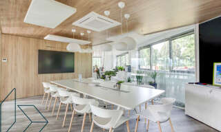 Bureau  485 m² à louer à Vannes (56000)