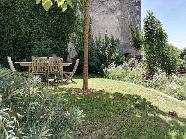 Maison avec belle vue et jardin au coeur de Monflanquin — photo du bien