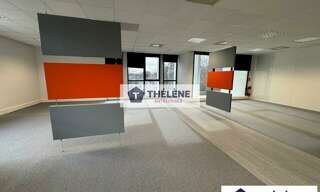 Bureau  257 m² à louer à Pérols (34470)