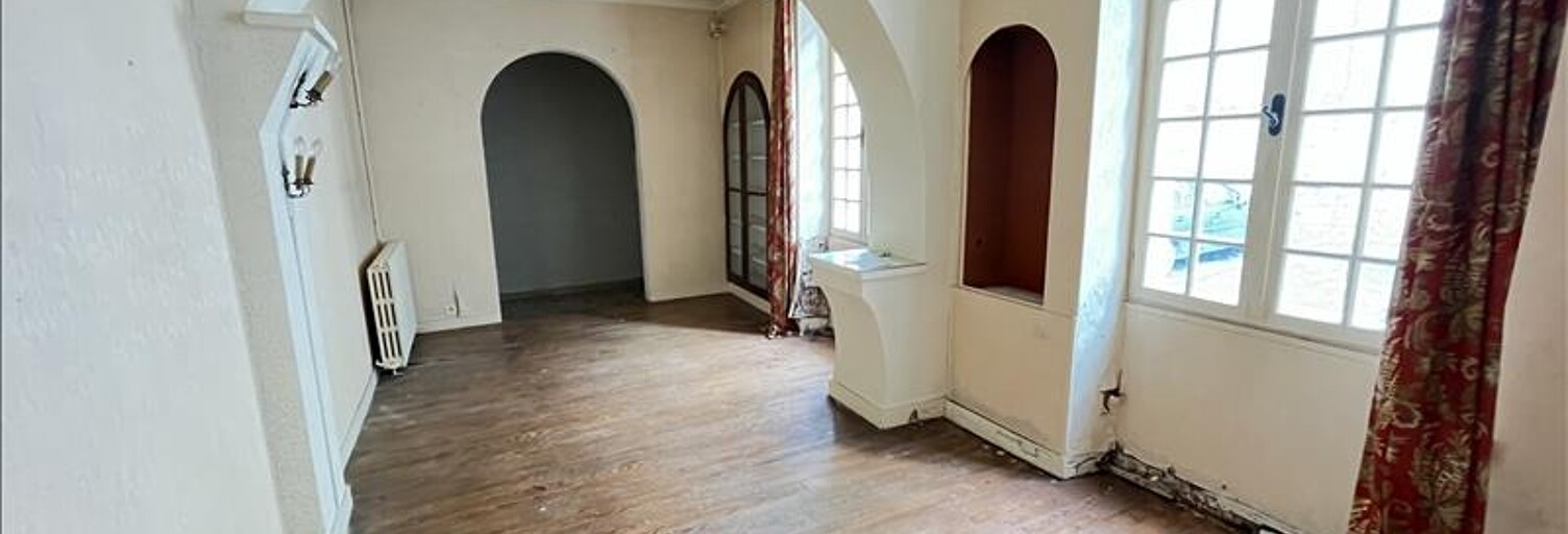 Maison 9 Pièces 159 m² à vendre à Barbezieux-Saint-Hilaire (16300)