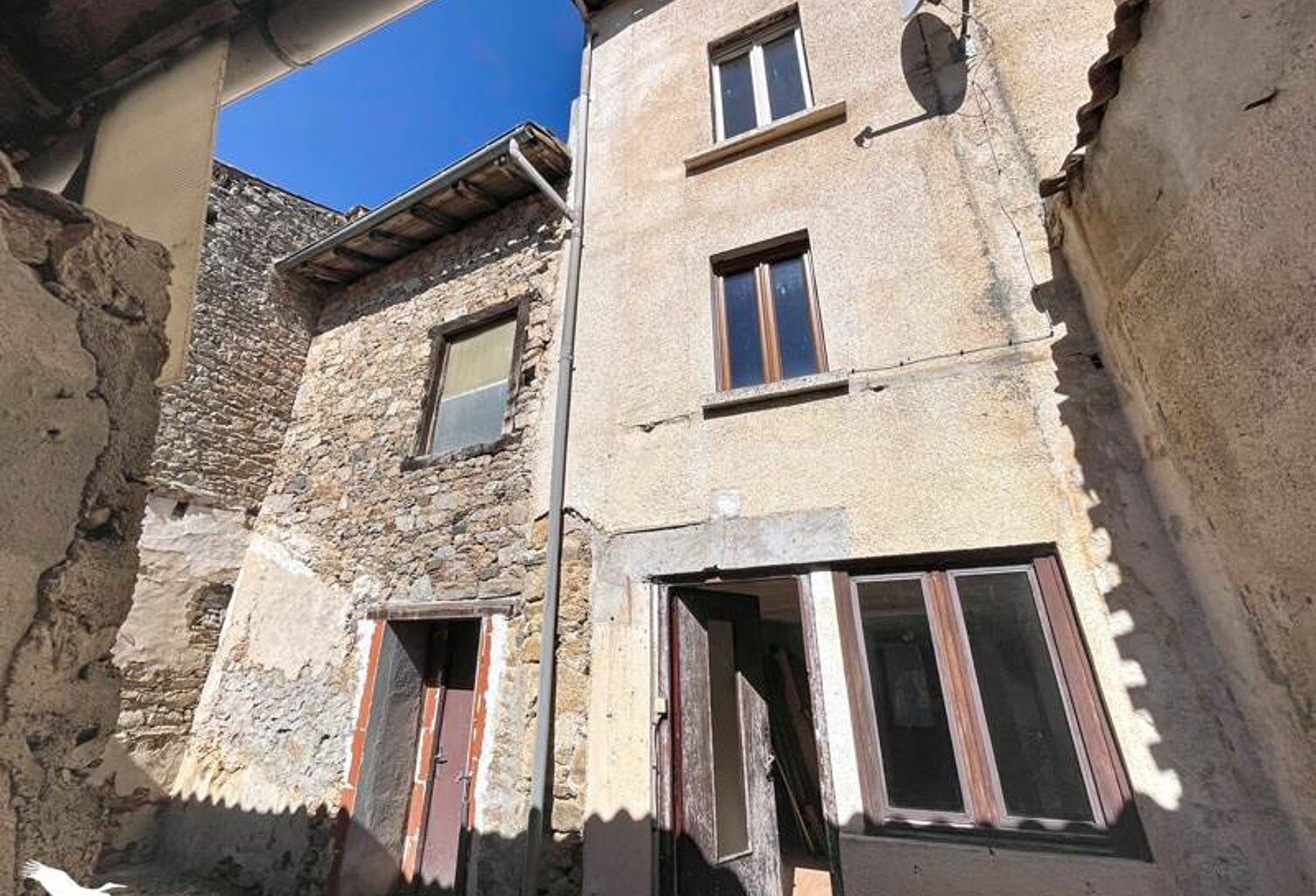 Maison de ville de 3 pièces principales — photo 1
