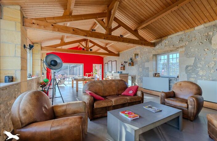 Maison en pierre de 7 pièces principales — photo 2