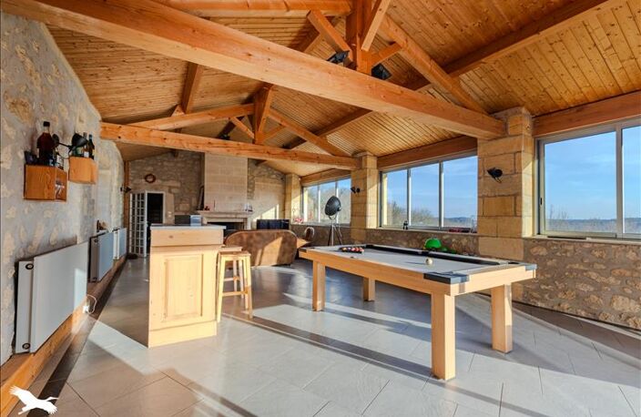 Maison en pierre de 7 pièces principales — photo 3