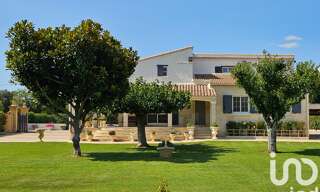 Maison 9 Pièces 220 m² à vendre à Arles (13200)