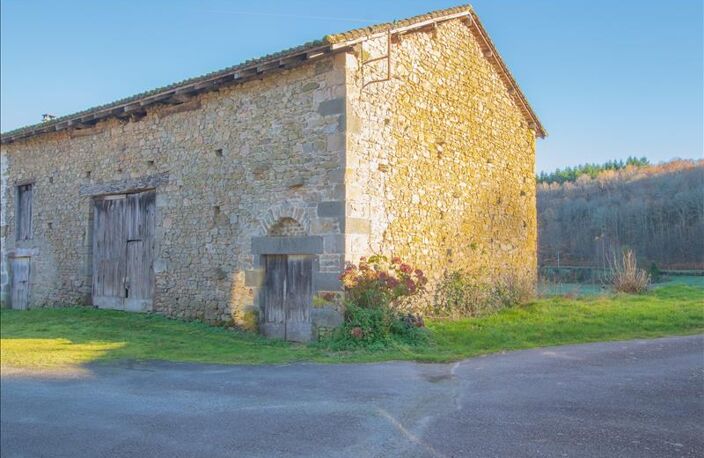 Maison en pierre de 4 pièces principales — photo 4