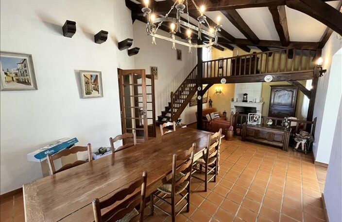 Vente maison 8 pièces 194 m² Saint-Georges-d'Oléron (17190) — photo 2