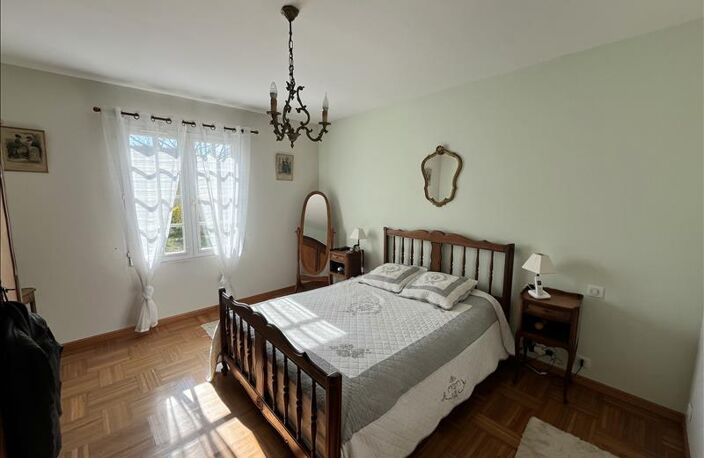 Vente maison 8 pièces 194 m² Saint-Georges-d'Oléron (17190) — photo 3