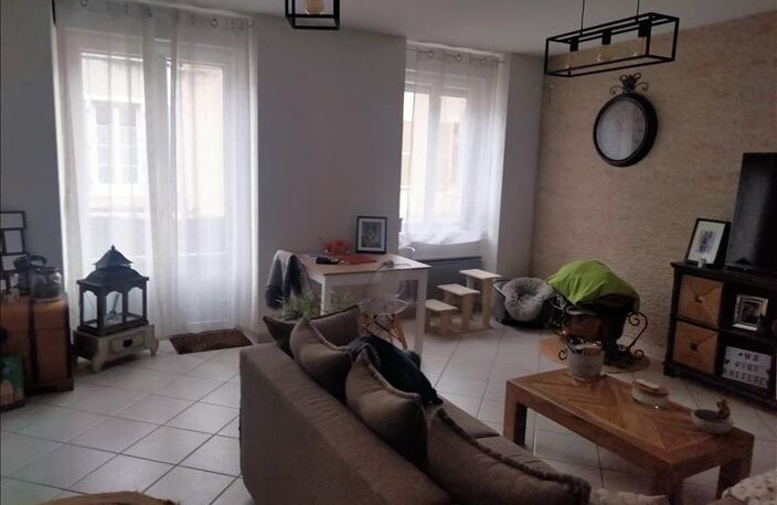 Vente immeuble   Terrasson-Lavilledieu (24120) — photo 2