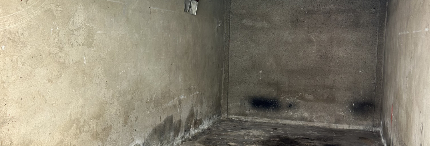 Garage  14 m² à louer à Marseille 5 (13005)