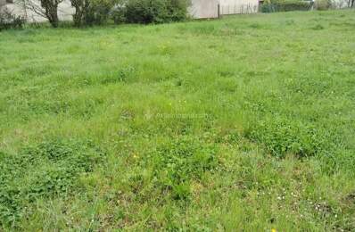 Terrain constructible idéal à Laboutarie — photo du bien