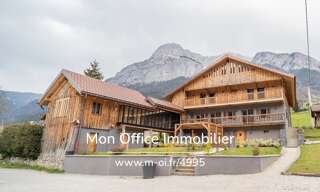 Maison 8 Pièces 413 m² à vendre à Glières-Val-de-Borne (74130)